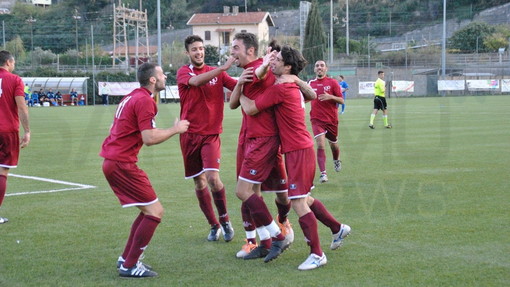 Calcio: vittoria in rimonta del Ventimiglia contro il Busalla, le più belle foto di Franco Rebaudo