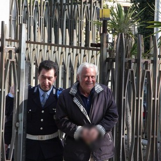 Badalucco: tenta l'estorsione con la minaccia di rendere pubblico un filmato osè, La Rosa non parla e torna in carcere Badalucco: tenta l'estorsione con la minaccia di rendere pubblico un filmato osè, La Rosa non parla e torna in carcere