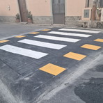 Sanremo: installato il passaggio pedonale rialzato in via Dante Alighieri (Foto)