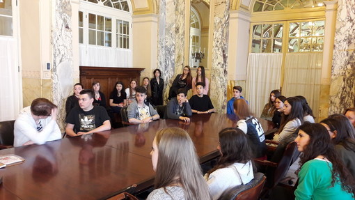 Sanremo: studenti tedeschi in visita al Liceo 'Cassini' ricevuti questa mattina a Palazzo Bellevue Sanremo: studenti tedeschi in visita al Liceo 'Cassini' ricevuti questa mattina a Palazzo Bellevue