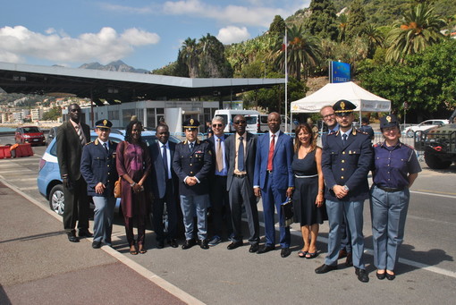 Una delegazione della Polizia Doganale del Senegal in visita alla Polizia di Ventimiglia (Foto)