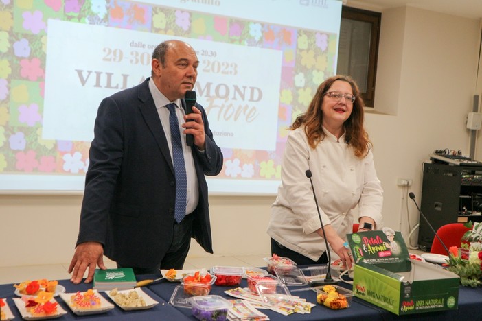 Sanremo: ‘Aspettando Villa Ormond in fiore’, grande pubblico per Eleonora Matarrese (Foto e Video) Sanremo: ‘Aspettando Villa Ormond in fiore’, grande pubblico per Eleonora Matarrese (Foto e Video)