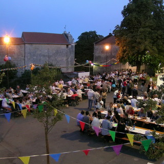 Anche quest'anno a Villa Viani un'esta ricca di appuntamenti e manifestazioni Anche quest'anno a Villa Viani un'esta ricca di appuntamenti e manifestazioni