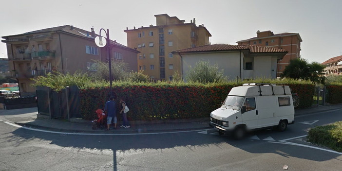 Camporosso: 30 migranti in due appartamenti in via Braie, i residenti sono esausti e la Croce Rossa chiede pazienza Camporosso: 30 migranti in due appartamenti in via Braie, i residenti sono esausti e la Croce Rossa chiede pazienza