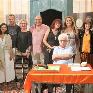 Vallebona: grande successo per l’omaggio al Festival di Sanremo con Bruno Gambarotta, Claudio Porchia e Pe.Ne.Lo.Pe. Vallebona: grande successo per l’omaggio al Festival di Sanremo con Bruno Gambarotta, Claudio Porchia e Pe.Ne.Lo.Pe.