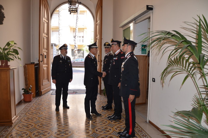 Imperia: il Comandante della Legione Liguria, Generale Claudio Lunardo, visita il Comando Provinciale Imperia: il Comandante della Legione Liguria, Generale Claudio Lunardo, visita il Comando Provinciale