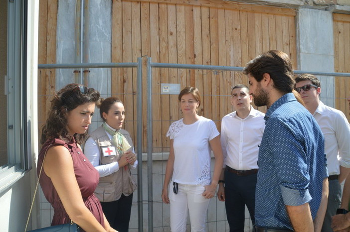 Ventimiglia: visita del Partito Popolare Europeo, Lara Comi "Grazie ai ventimigliesi, ma non vogliamo un'altra Calais" (Foto e Video)