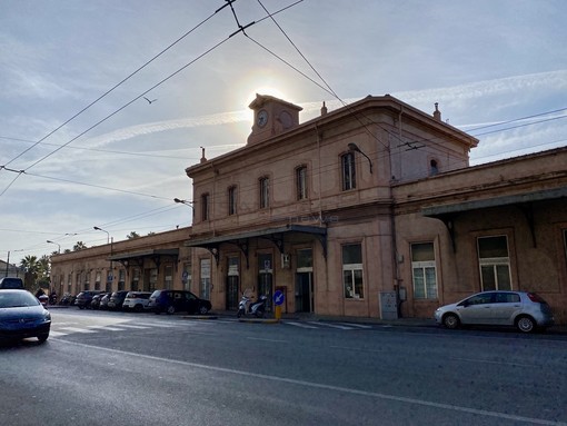 La vecchia stazione ferroviaria di Sanremo La vecchia stazione ferroviaria di Sanremo