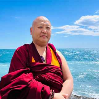 Lama Othok Rinpoche a Ospedaletti: un viaggio nel Buddismo Tibetano