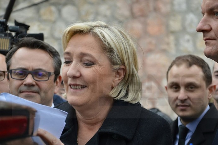Coronavirus, Marine Le Pen &quot;Il governo controlli le frontiere con l'Italia&quot;