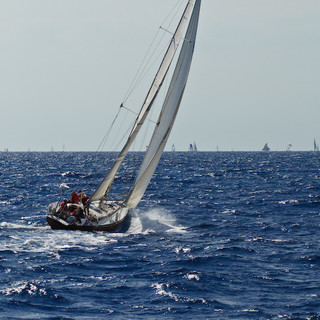 Imperia: Raduno Vele d'Epoca tra meno di due ore il taglio del nastro, "mugugni" per parcheggi e asfalti