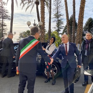 Il 26 aprile al Castello Devachan il ricordo della 'Conferenza di Sanremo': questa mattina la visita dell'ambasciatore israeliano (Foto e Video) Il 26 aprile al Castello Devachan il ricordo della 'Conferenza di Sanremo': questa mattina la visita dell'ambasciatore israeliano (Foto e Video)