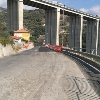 Sanremo, il Comune chiude il contenzioso con l’impresa F.lli Negro: accordo da 57mila euro per via Mario Calvino