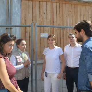 Ventimiglia: visita del Partito Popolare Europeo, Lara Comi "Grazie ai ventimigliesi, ma non vogliamo un'altra Calais" (Foto e Video) Ventimiglia: visita del Partito Popolare Europeo, Lara Comi "Grazie ai ventimigliesi, ma non vogliamo un'altra Calais" (Foto e Video)