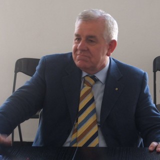 l'ex parlamentare Udc Vittorio Adolfo