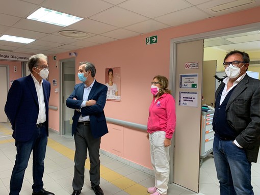 Sanremo: Biancheri in visita all’ospedale incontra i medici in prima linea “State facendo un grande lavoro, la città vi è riconoscente”