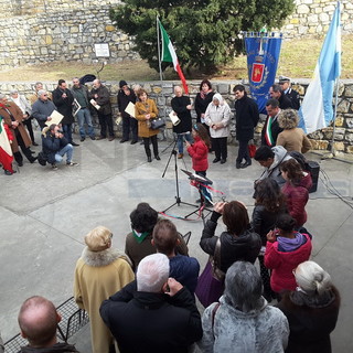 Diano San Pietro: per il Giorno della Memoria 2016, intitolazione piazza ad ‘Ettore Felice Camerino e Franca Jarach' Diano San Pietro: per il Giorno della Memoria 2016, intitolazione piazza ad ‘Ettore Felice Camerino e Franca Jarach'