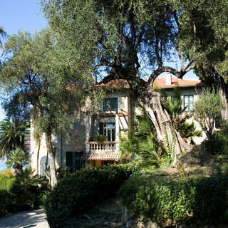 Bordighera: con una visita guidata, domani apre al pubblico Villa Mariani nel centro storico