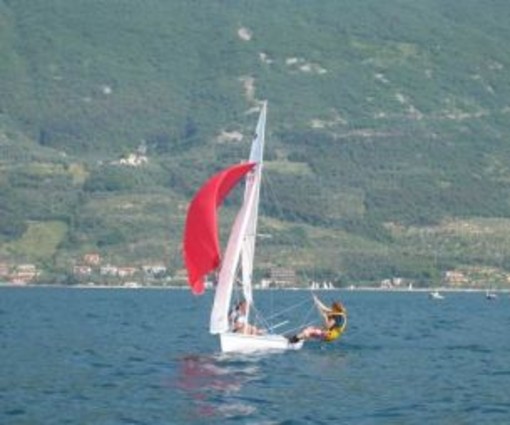 San Bartolomeo al Mare: nel weekend il 'Match Race' per non vedenti sulla classe 'Meteor' San Bartolomeo al Mare: nel weekend il 'Match Race' per non vedenti sulla classe 'Meteor'