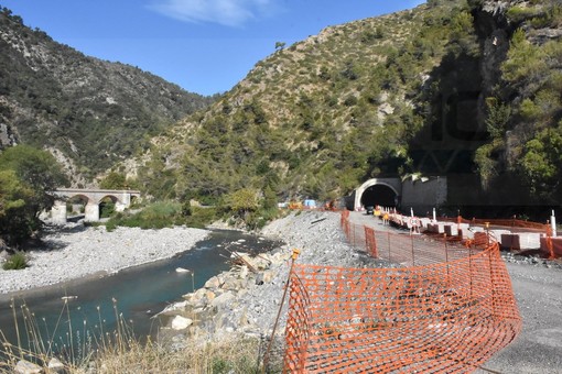 Visita del Presidente francese Emmanuel Macron domani in val Roya, il plauso dell'associazione AGB