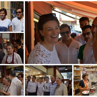 Ventimiglia: visita di Lara Comi al mercato, il Consigliere Nazzari "I media francesi ci boicottano" (Foto e Video) Ventimiglia: visita di Lara Comi al mercato, il Consigliere Nazzari "I media francesi ci boicottano" (Foto e Video)