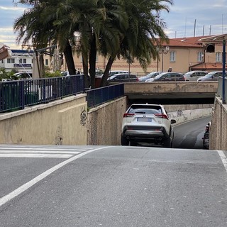 Sanremo: lavori urgenti al viadotto della pista ciclabile in via Nino Bixio, chiuso il sottopasso ‘Croce Rossa’ Sanremo: lavori urgenti al viadotto della pista ciclabile in via Nino Bixio, chiuso il sottopasso ‘Croce Rossa’