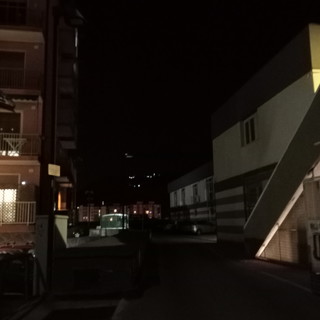 Vallecrosia: illuminazione pubblica guasta da tempo in alcune zone della città, la segnalazione di FdI (Foto)