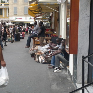 Sanremo: riunione con i commercianti sull'abusivismo "La situazione è migliorata ma bisogna ancora lavorare!"