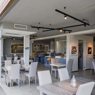 Cerchi lavoro? Un'azienda turistico ricettiva a Imperia, situata a Porto Maurizio, cerca personale di sala per la stagione estiva