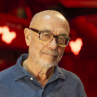 Festival di Sanremo a Torino? Walter Vacchino "Ci sono momenti di gioia e altri di contrasto, ma il successo è innegabile" (Video) Festival di Sanremo a Torino? Walter Vacchino "Ci sono momenti di gioia e altri di contrasto, ma il successo è innegabile" (Video)