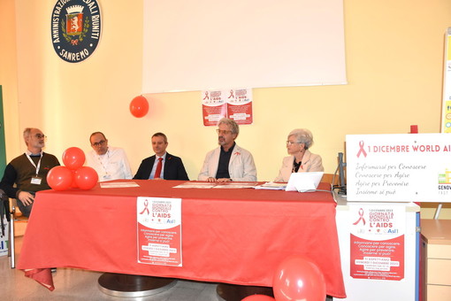 Anche nella nostra provincia il 'World Aids Day', Asl 1 "La malattia c'è ma con la prevenzione molto è cambiato" (Foto) Anche nella nostra provincia il 'World Aids Day', Asl 1 "La malattia c'è ma con la prevenzione molto è cambiato" (Foto)