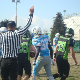 Football americano: esordio amaro dei Waves Riviera dei Fiori Sanremo per la prima di campionato IAAFL CF9 Football americano: esordio amaro dei Waves Riviera dei Fiori Sanremo per la prima di campionato IAAFL CF9