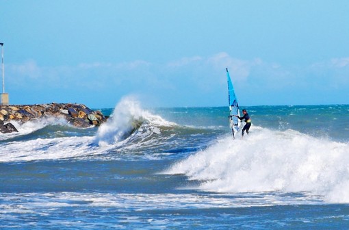 Diano Marina: concluso sotto il segno del vento il WindFestival 2020 (foto & video) Diano Marina: concluso sotto il segno del vento il WindFestival 2020 (foto & video)