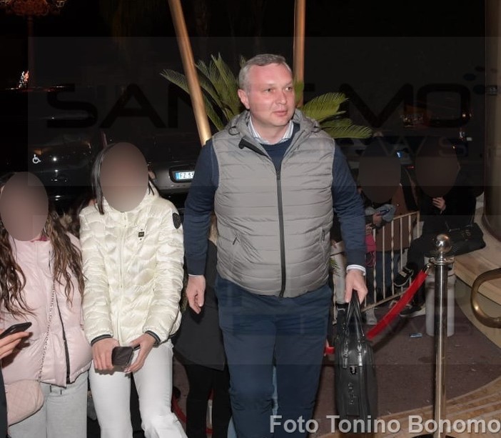 Festival di Sanremo 2023: l'ambasciatore ucraino in Italia Yaroslav Melnyk arrivato in città, stasera sarà all'Ariston? (Foto)