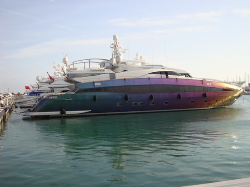 Imperia: è arrivato oggi pomeriggio in porto il maxi Yacht di Roberto Cavalli Imperia: è arrivato oggi pomeriggio in porto il maxi Yacht di Roberto Cavalli