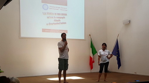 Pieve di Teco: domenica scorsa all'8a edizione del 'Memorial Nicola Ferrari' anche lo 'Yoga della risata'