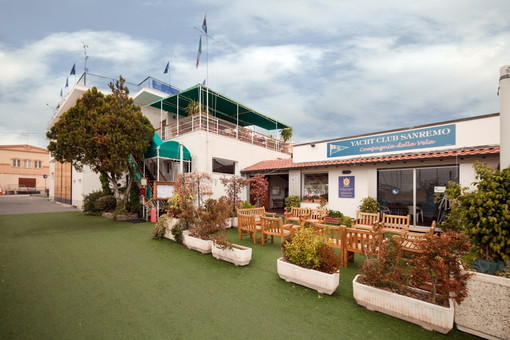 Allo Yacht Club Sanremo, si svolgerà una conferenza dal titolo 'Mare, Cielo e Terra' Allo Yacht Club Sanremo, si svolgerà una conferenza dal titolo 'Mare, Cielo e Terra'