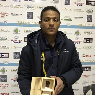 Calcio, Serie D. E' il giovanissimo portiere Akililu Zambataro il migliore in campo di Sanremese-Inveruno: "La parata più difficile è stata quella sul colpo di testa di Fall" (VIDEO)