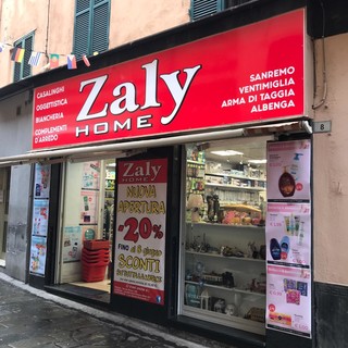 A Sanremo in via Palazzo numero 10 ha aperto il nuovo emporio Zaly Home: ampia esposizione con articoli per la casa, fai da te e non solo