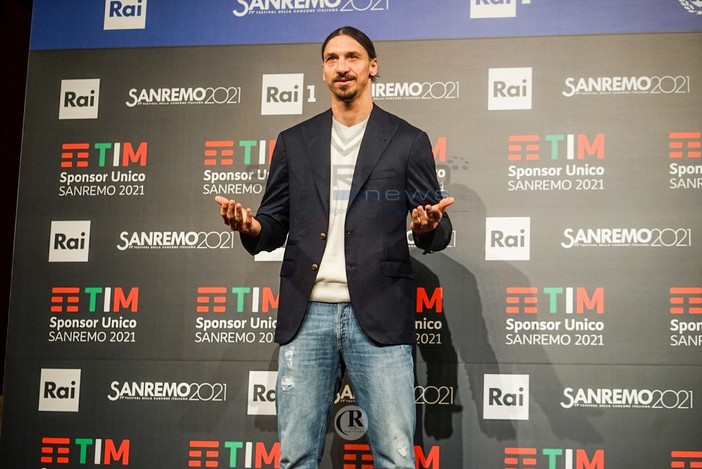 Zlatan Ibrahimovic oggi in conferenza stampa Zlatan Ibrahimovic oggi in conferenza stampa