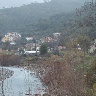 Ventimiglia: decine di famiglie senz'acqua alle Gallardi, la competenza è del Demanio Ventimiglia: decine di famiglie senz'acqua alle Gallardi, la competenza è del Demanio
