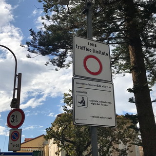 Taggia: ZTL di via Queirolo e via Lungomare, ecco l’orario di libero accesso a partire dal primo novembre 2020