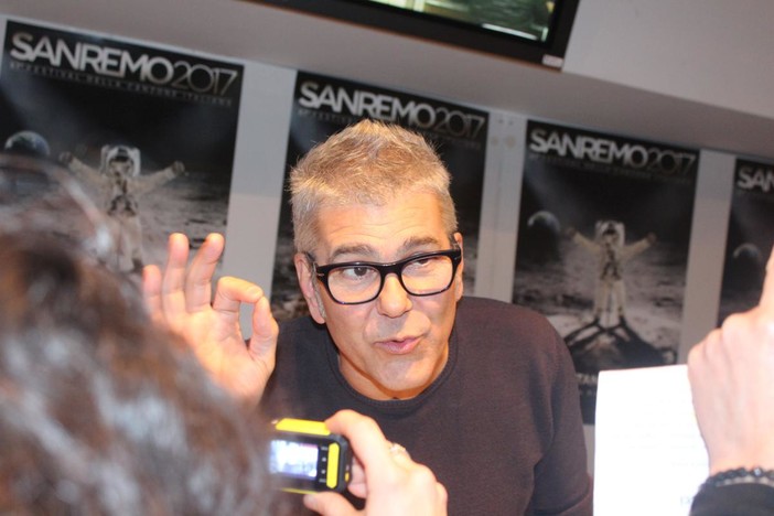 #Sanremo2017: Michele Zarrillo torna a Sanremo con il brano "Mani nelle mani"