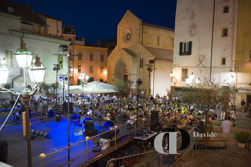 Conclusa la settimana sanremese dello swing: ‘Zazzarazzaz’, bilancio di una ventesima edizione da annali (Foto) Conclusa la settimana sanremese dello swing: ‘Zazzarazzaz’, bilancio di una ventesima edizione da annali (Foto)