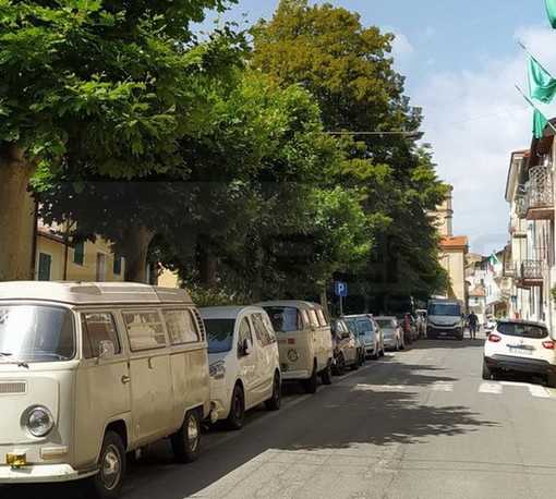 Bajardo: maggioranza e opposizione d'accordo, salta il progetto per il parcheggio all'ingresso del paese (Foto)