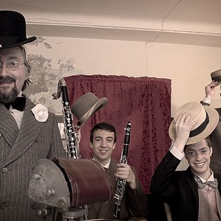 Sanremo: al teatro del Casinò si chiude lo “Swing Corner”, con il ritorno della “Ziki-Paki Band”