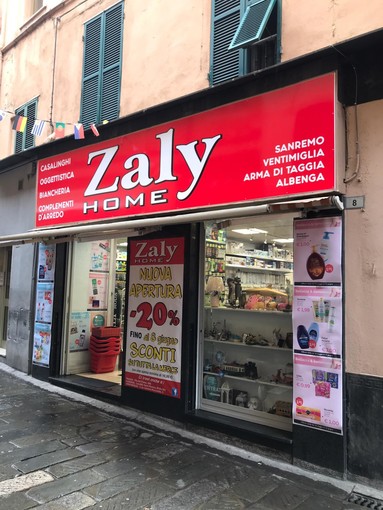 In via Palazzo al numero 10 a Sanremo, ha aperto il nuovo emporio Zaly Home: ampia esposizione con articoli per la casa, fai da te e non solo