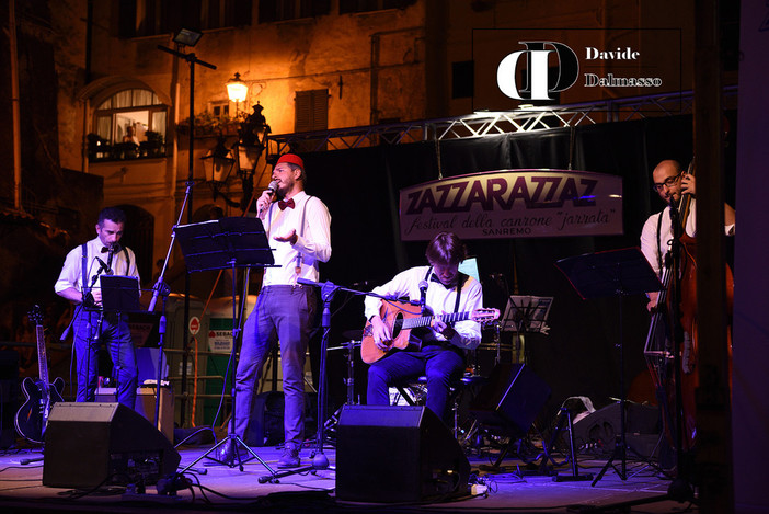 Sanremo: grande successo per la seconda serata di Zazzarazzaz, il festival della canzone jazzata Sanremo: grande successo per la seconda serata di Zazzarazzaz, il festival della canzone jazzata