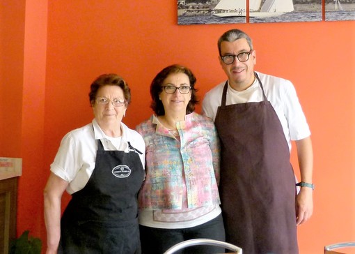 Vallecrosia: Il Ristorante "I Pescatori da Antonio" festeggia i 50 anni di attività