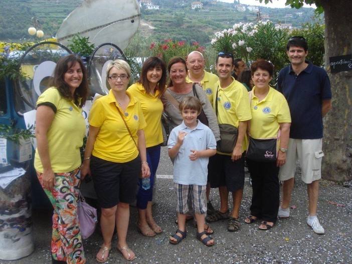 Vallebona: successo per il service del Lions Club Bordighera Otto Luoghi all’Ape in Fiore
